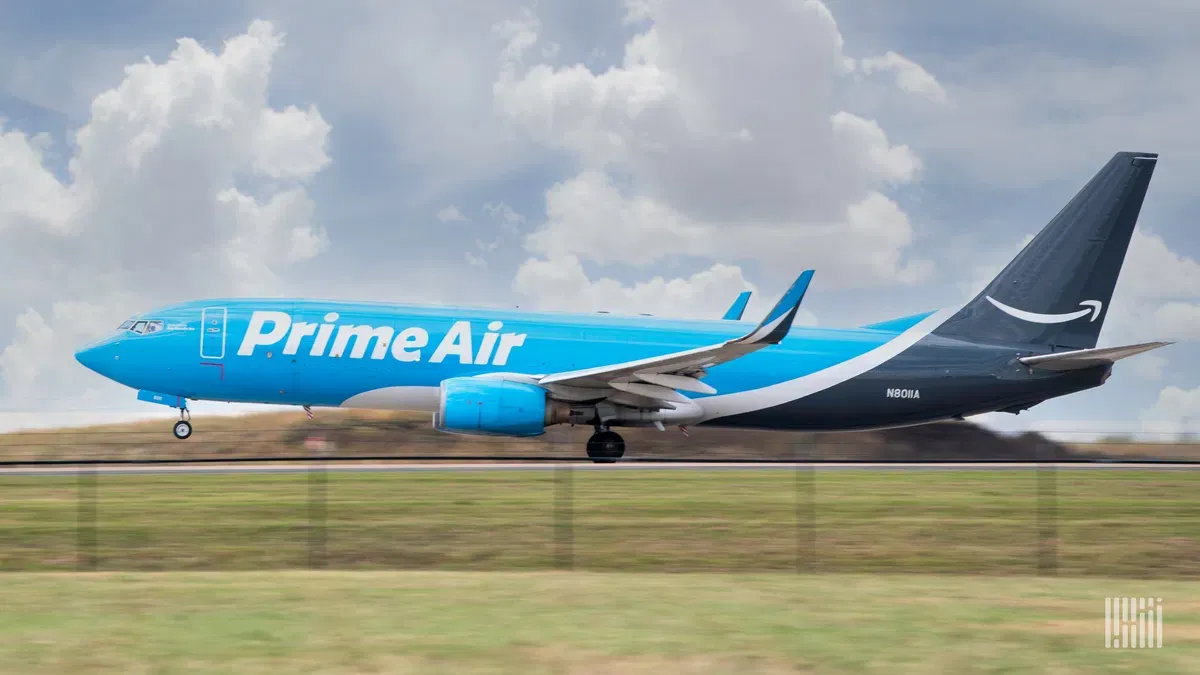 Amazon's Strategic Shift: Prioritizing Larger Aircraft for Third-Party Cargo
